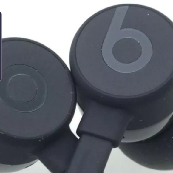 Beats wireless sports headphones - Picture 3 of 4